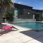 Maison 50m Des Plages 2 4 Pers Avec Piscine Chauffee Privee Prázdninový dům *