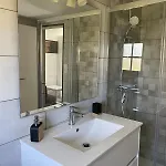 Maison 50m Des Plages 2 4 Pers Avec Piscine Chauffee Privee Prázdninový dům *