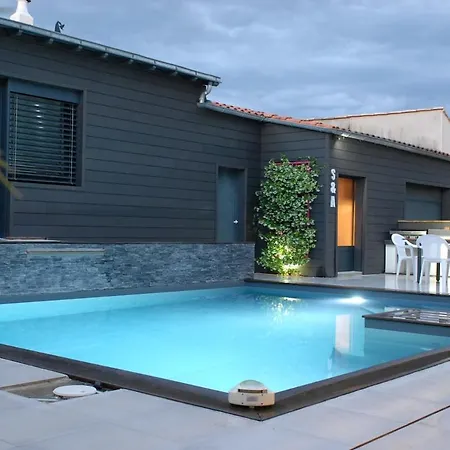 Maison 50m Des Plages 2 4 Pers Avec Piscine Chauffee Privee Tatil Evi *