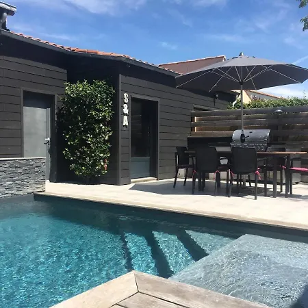 Tatil Evi Maison 50m Des Plages 2 4 Pers Avec Piscine Chauffee Privee Angoulins-sur-Mer