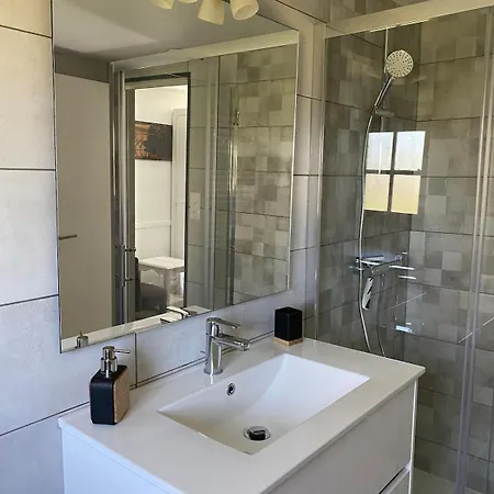 Maison 50m Des Plages 2 4 Pers Avec Piscine Chauffee Privee Tatil Evi *